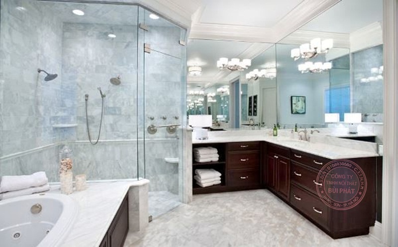 Thiết kế buồng tắm đứng mẫu vách tắm kính vát 135 độ ấn tượng, tiết kiệm không gian một cách tối đa