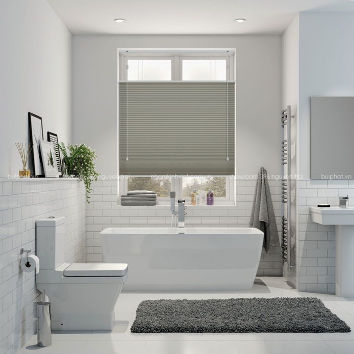 Thiết kế cửa sổ phòng tắm kính sẽ làm cho không gian phòng tắm của bạn trở nên đẳng cấp hơn bao giờ hết. Với sự kết hợp giữa kiến trúc và sáng tạo, các chuyên gia đã tạo ra những mẫu cửa sổ phòng tắm kính tinh tế và đa dạng, giúp tăng tính thẩm mỹ và tiện ích cho người sử dụng.